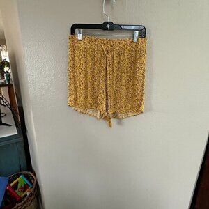 Retrology Yellow Floral Shorts‎ Size Medium